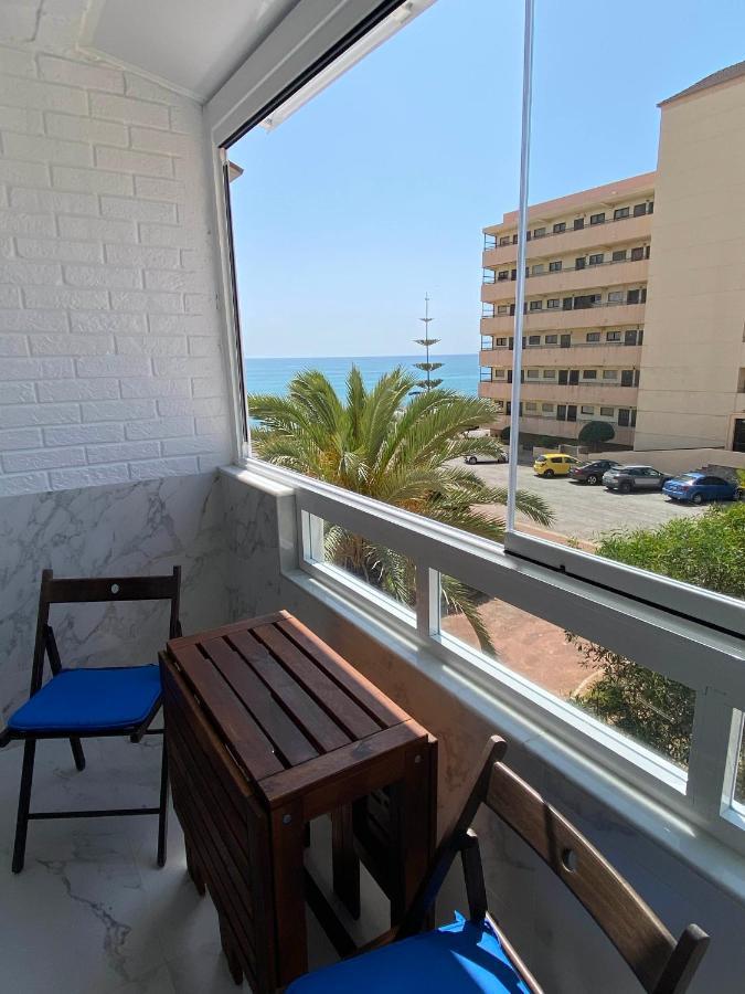 Splendido Appartamento Fronte Mare Vista Spiaggia - Prima Linea Mare Torrevieja Eksteriør billede